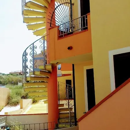 Lu Bagnu, A Pochi Passi Dal Mare Nyaraló *